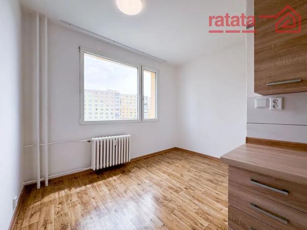 Pronájem bytu 2+1, Chomutov, 17. listopadu, 60 m2