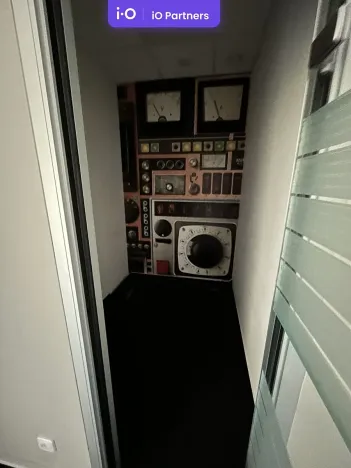 Pronájem kanceláře, Praha - Smíchov, Plzeňská, 356 m2