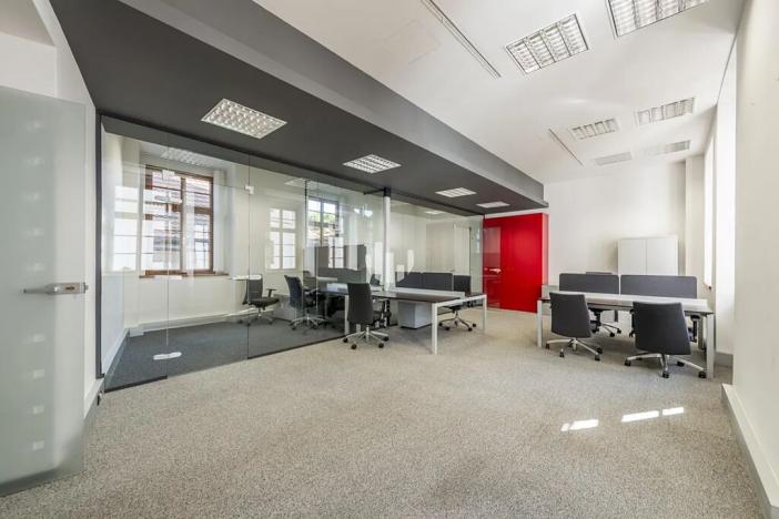 Pronájem kanceláře, Praha - Staré Město, Husova, 168 m2