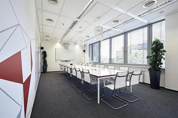 Pronájem kanceláře, Praha - Jinonice, Radlická, 1000 m2