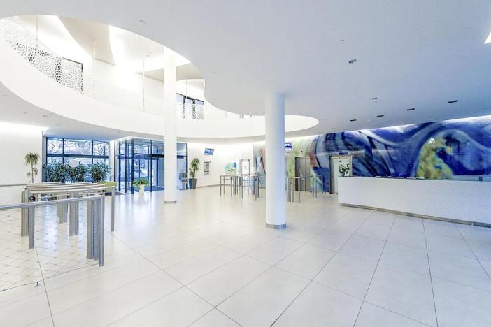 Pronájem kanceláře, Praha - Libeň, Českomoravská, 890 m2