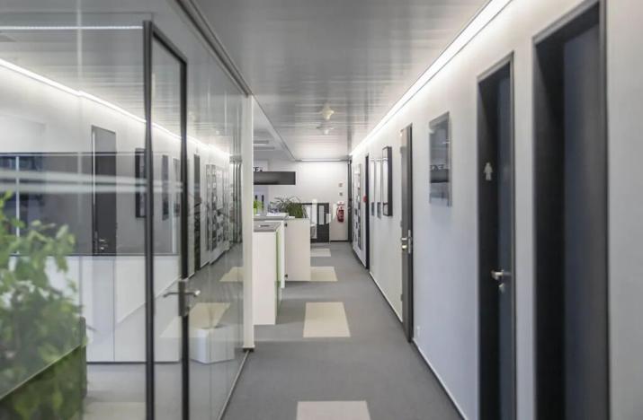 Pronájem kanceláře, Praha - Libeň, Boudníkova, 1294 m2