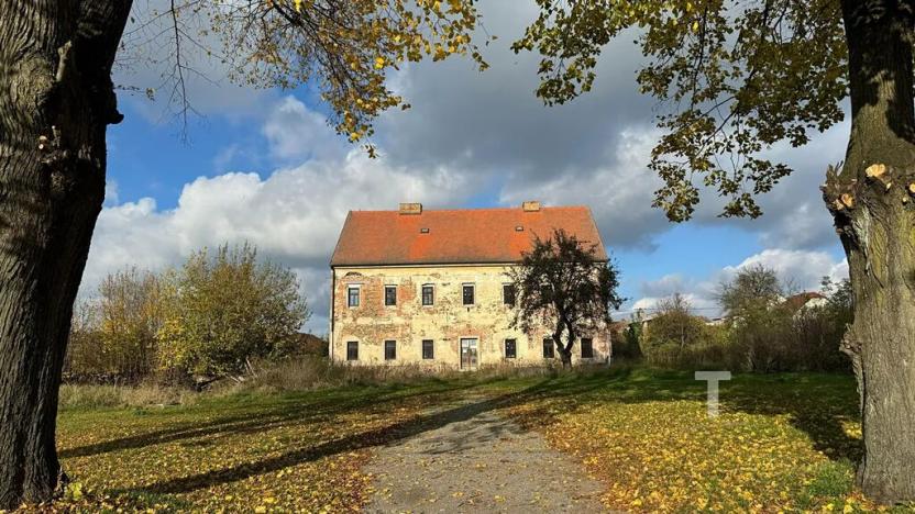Prodej činžovního domu, Žďárná, 700 m2