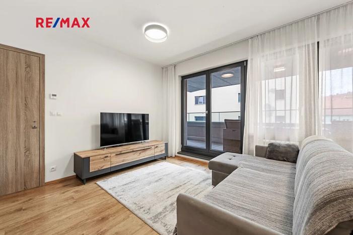 Pronájem bytu 2+kk, Praha - Libeň, Vojenova, 58 m2