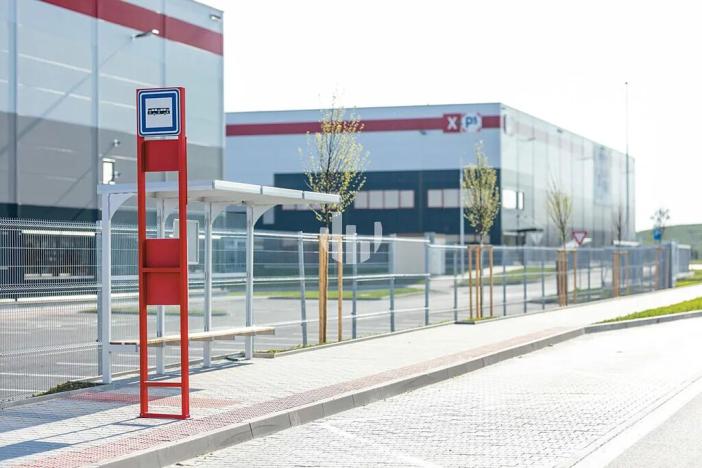 Pronájem kanceláře, Praha - Horní Počernice, Sezemická, 152 m2