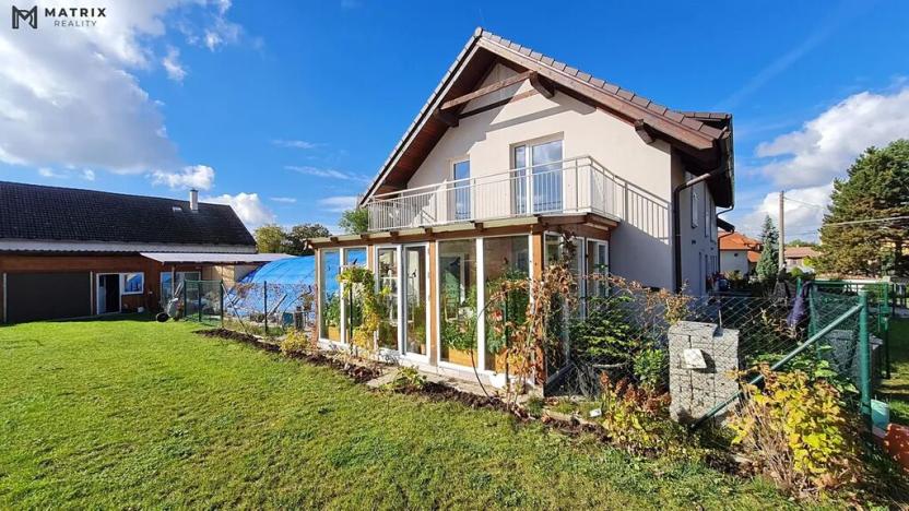 Prodej bytu 1+kk, Květnice, K Dobročovicům, 165 m2