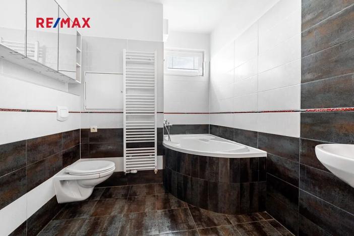 Prodej bytu 4+kk, Praha - Uhříněves, Františka Diviše, 94 m2