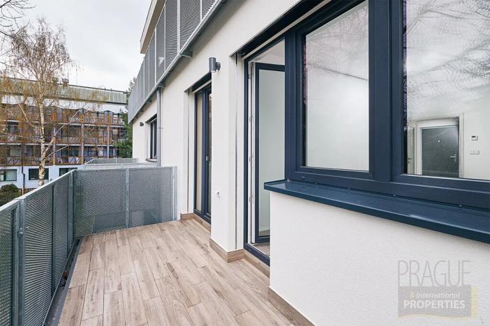 Pronájem bytu 1+kk, Praha - Chodov, Donovalská, 35 m2