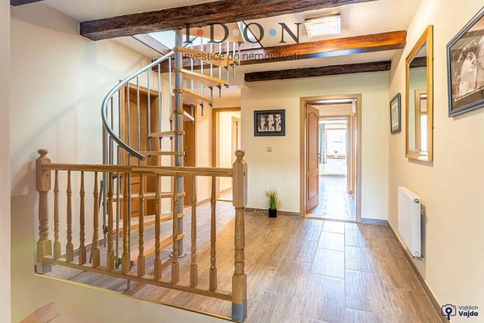 Prodej komerční nemovitosti, Třinec, 650 m2