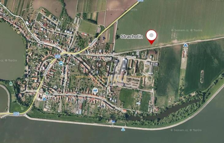 Prodej pole, Strachotín, 1904 m2