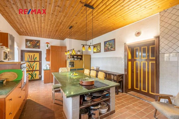 Prodej vícegeneračního domu, Obora, 900 m2