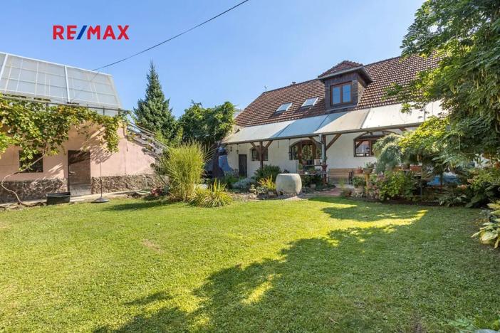 Prodej rodinného domu, Obora, 900 m2