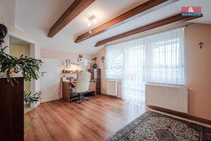 Prodej rodinného domu, Týnec nad Labem - Vinařice, 300 m2