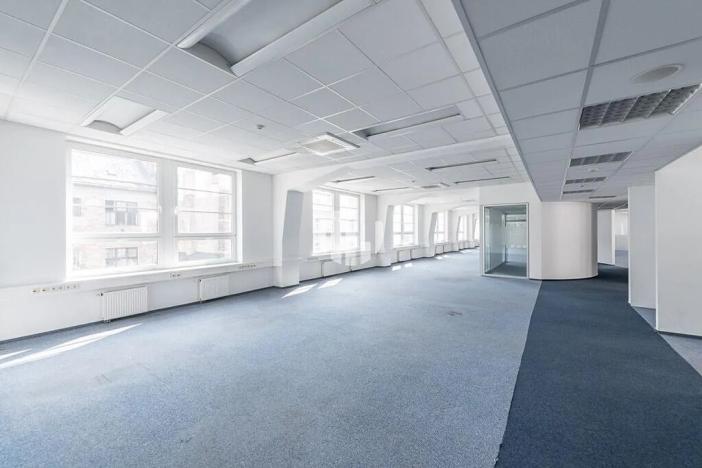 Pronájem kanceláře, Praha - Karlín, Sokolovská, 290 m2