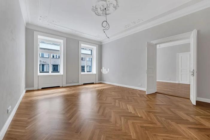 Pronájem kanceláře, Praha - Nové Město, Vodičkova, 384 m2