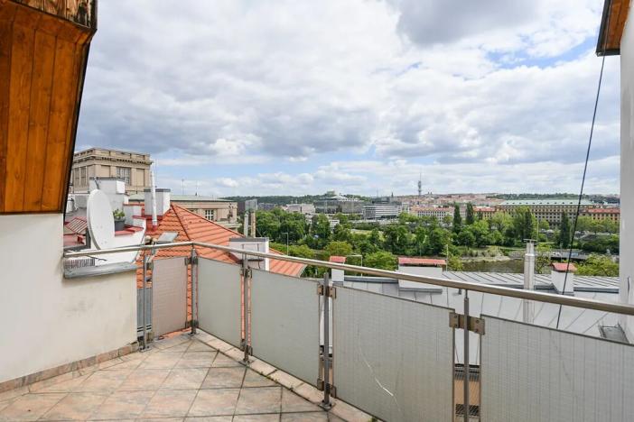 Prodej bytu 4+kk, Praha - Holešovice, Skalecká, 169 m2