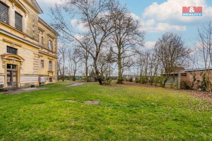 Prodej činžovního domu, Křinec, Tyršova, 630 m2