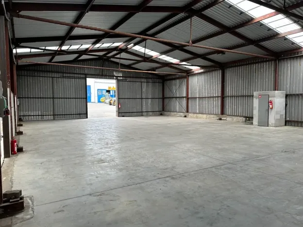 Pronájem skladu, Boršov nad Vltavou, Průmyslová, 598 m2