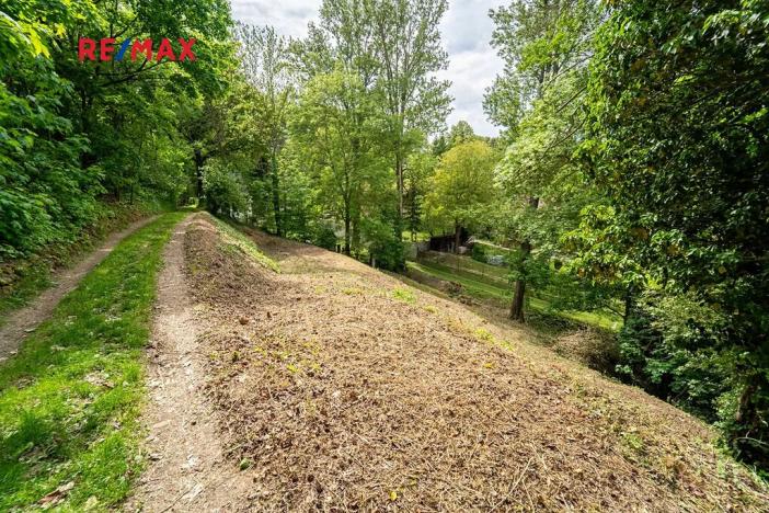 Prodej pozemku pro bydlení, Mezouň, 1053 m2