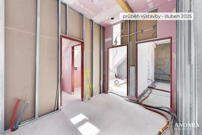 Pronájem ordinace, Praha - Vinoř, Mladoboleslavská, 92 m2