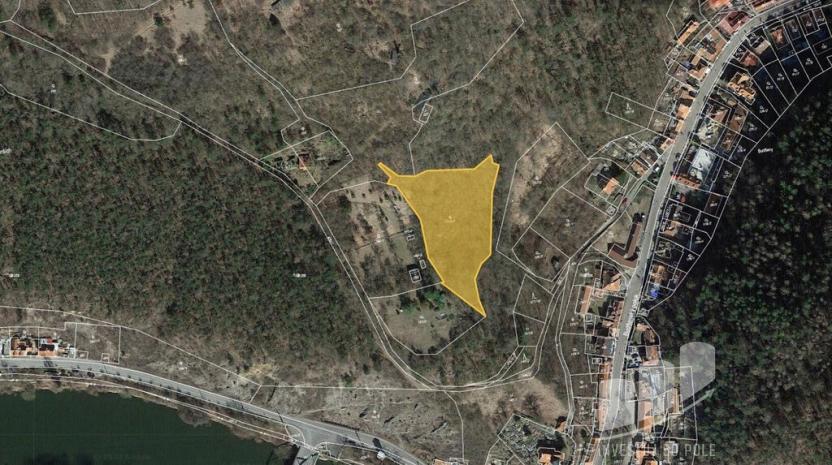Prodej pozemku, Karlštejn, 3098 m2
