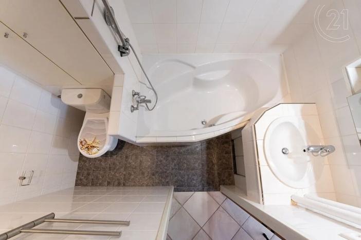 Pronájem bytu 2+1, Most, Františka Halase, 54 m2