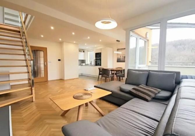 Pronájem bytu 4+kk, Praha - Kobylisy, Šimůnkova, 100 m2