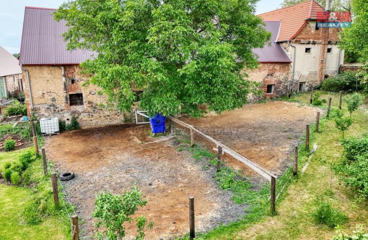 Prodej zemědělské usedlosti, Bžany, 431 m2