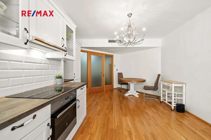 Prodej bytu 2+kk, Praha - Žižkov, Malešická, 84 m2