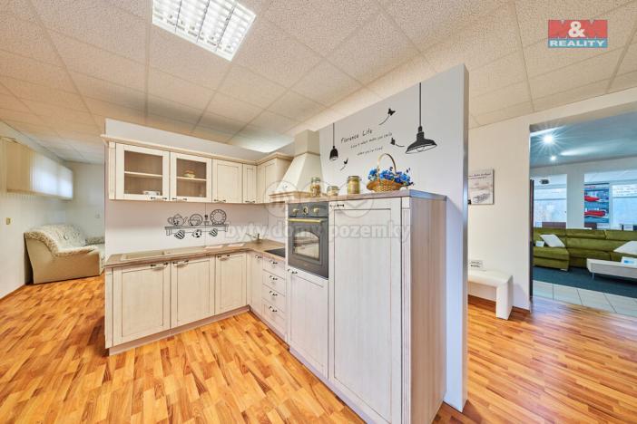 Pronájem obchodního prostoru, Trutnov - Poříčí, Polská, 327 m2