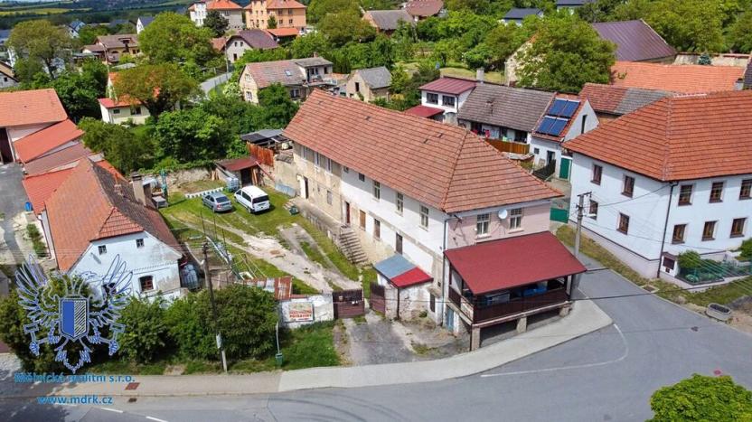 Prodej komerční nemovitosti, Střemy, 410 m2