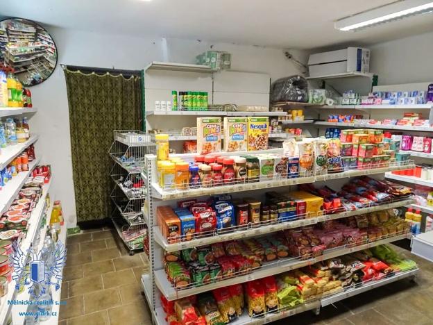 Prodej komerční nemovitosti, Střemy, 410 m2