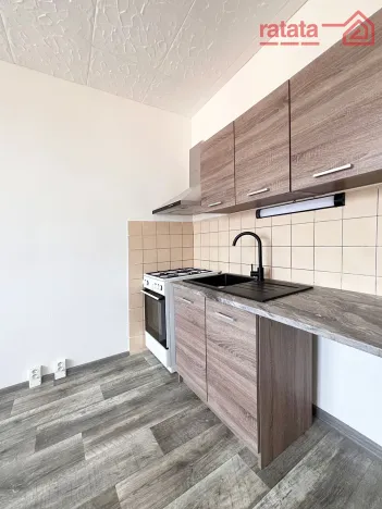 Pronájem bytu 1+1, Chomutov, Zahradní, 35 m2