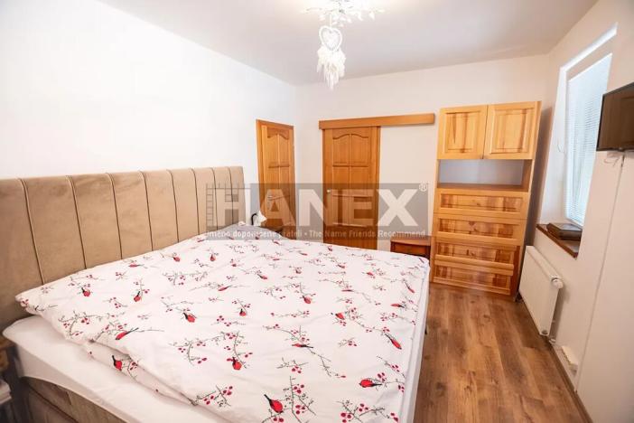 Prodej vícegeneračního domu, Praha - Horní Počernice, Na nové silnici, 394 m2