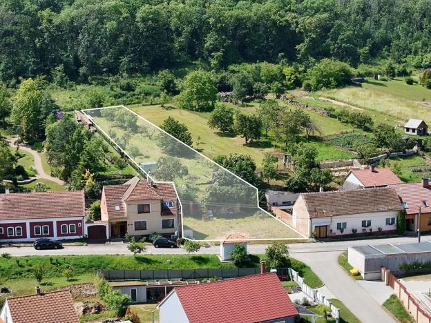 Prodej pozemku pro bydlení, Milovice, 1342 m2