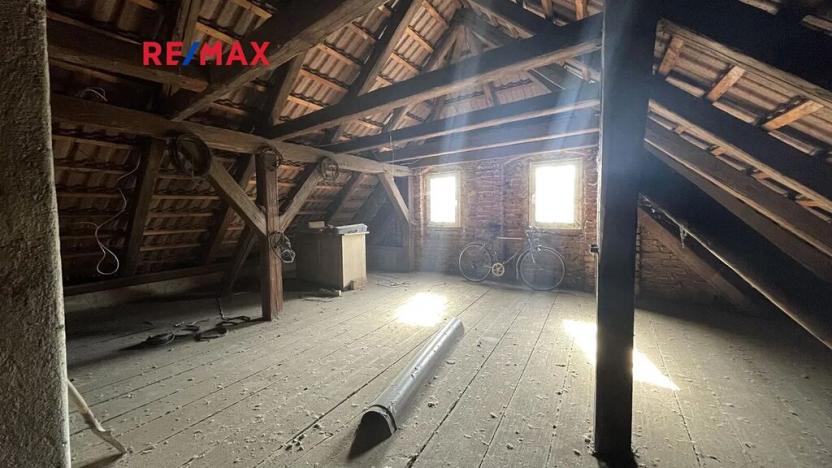 Prodej činžovního domu, Rokycany, Mládežníků, 336 m2