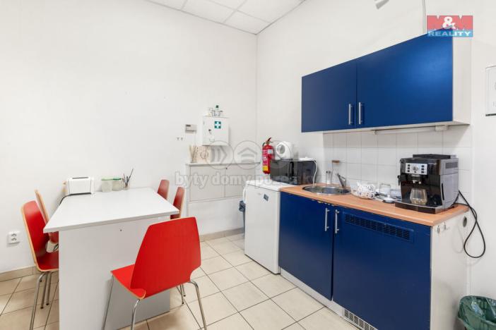 Pronájem obchodního prostoru, Ústí nad Labem - Ústí nad Labem-centrum, Velká Hradební, 280 m2