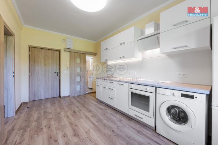 Prodej bytu 2+kk, Karlovy Vary - Bohatice, U Trati, 35 m2