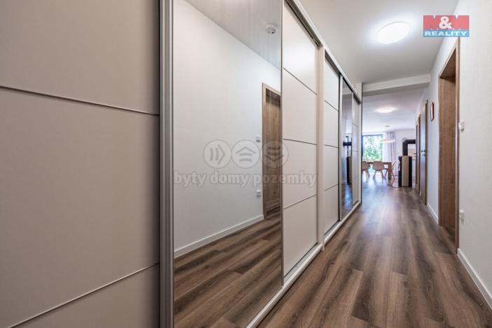 Prodej rodinného domu, Kamenice nad Lipou, Dobšova, 210 m2