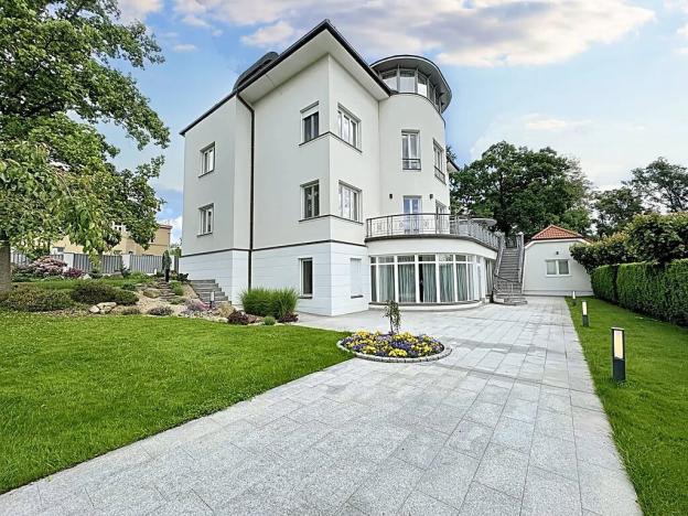 Prodej vily, Praha, 748 m2