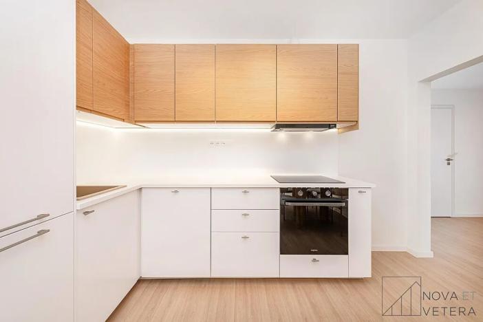 Prodej bytu 4+kk, Praha - Modřany, Urbánkova, 80 m2