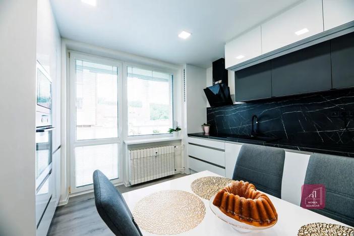 Prodej bytu 2+1, Mokrá-Horákov, 52 m2