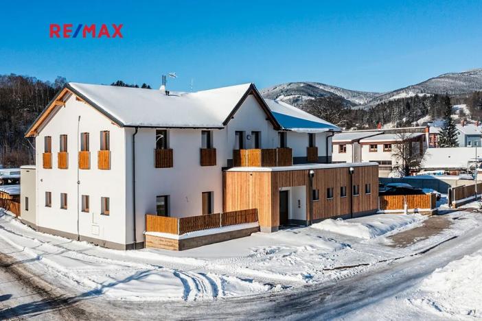 Prodej bytu 2+kk, Svoboda nad Úpou, Nádražní, 36 m2
