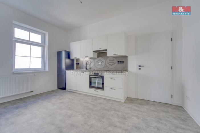 Prodej bytu 2+kk, Plzeň - Doudlevce, Šípková, 47 m2