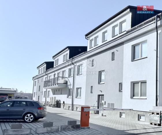 Pronájem kanceláře, Pardubice - Semtín, 28 m2