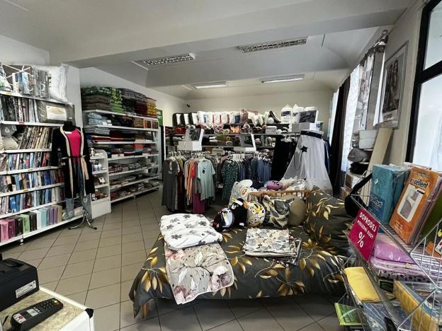 Pronájem obchodního prostoru, Pelhřimov, Nádražní, 77 m2