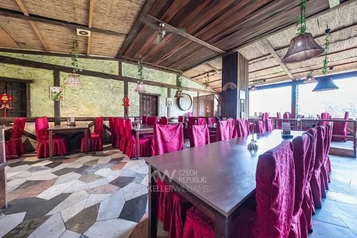 Prodej restaurace, Louny, Mírové náměstí, 108 m2