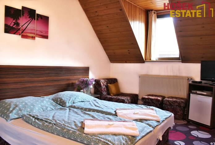 Pronájem ubytování, Křtiny, 265 m2