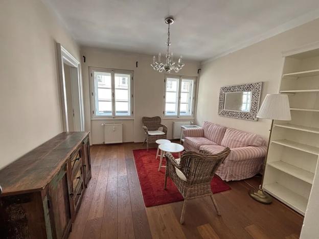 Pronájem bytu 2+1, Praha - Malá Strana, Zámecká, 47 m2