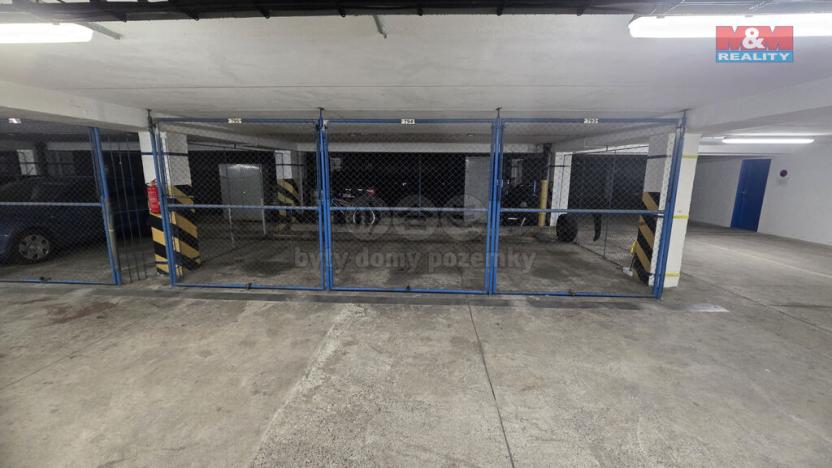 Prodej garážového stání, Praha - Podolí, Milevská, 10 m2